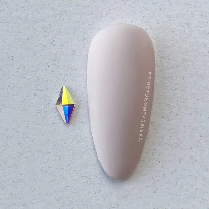 DIAMANTS AB | LOSANGE ÉTROIT Marie-Ève Mongeau