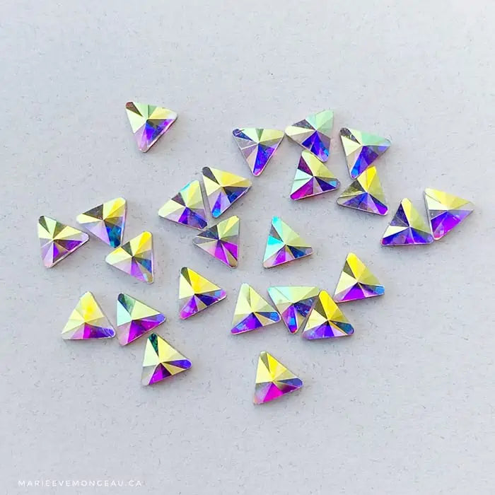 DIAMANTS AB | MOYEN TRIANGLE Marie-Ève Mongeau