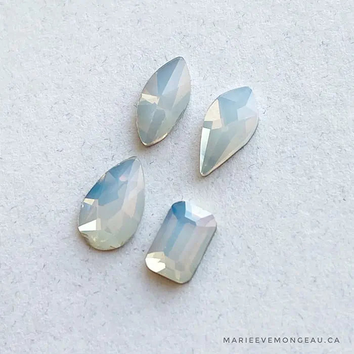 DIAMANTS FORMES | BLANC OPALE-RECTANGLE Marie-Ève Mongeau
